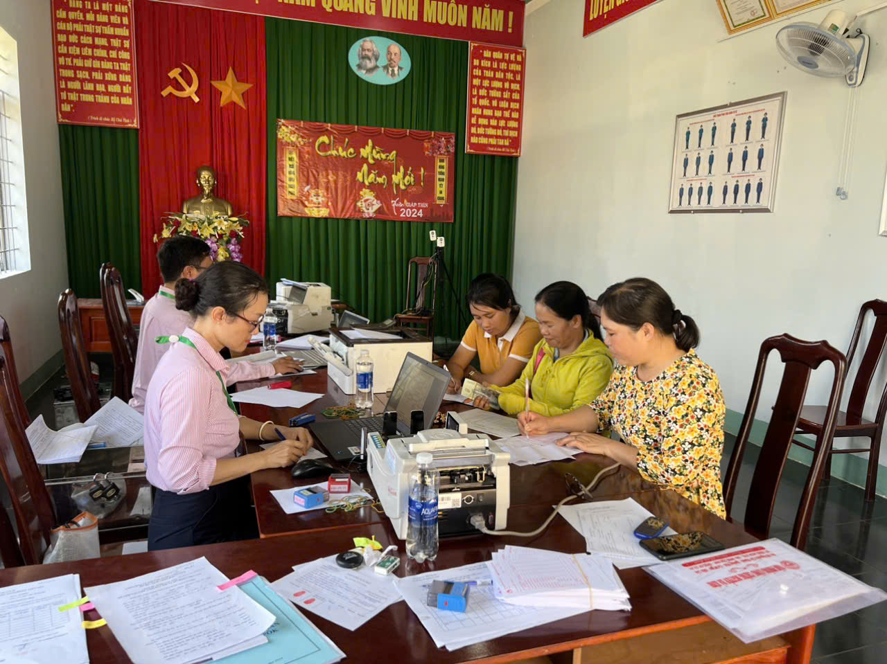 Hội phụ nữ thị trấn, điểm sáng phát huy hiệu quả nguồn vốn tín dụng chính sách.